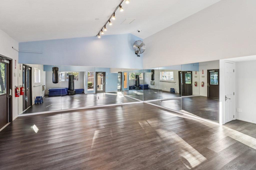 MLS #250037661SD image #60