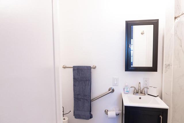 1541 Maple Street, San Mateo CA: https://media.crmls.org/mediaz/16299577-a9db-4d42-93f5-3e9dc5bea80d.jpg