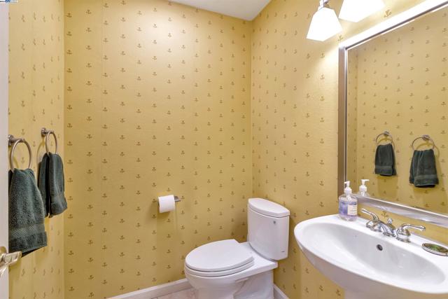 Image 40 of 53 For 2386 Pacifica Ct