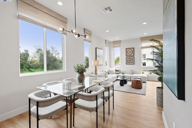 985 Harcot Court, San Jose CA: https://media.crmls.org/mediaz/162a4375-14f1-46b0-a0bc-0b2f388cafe5.jpg
