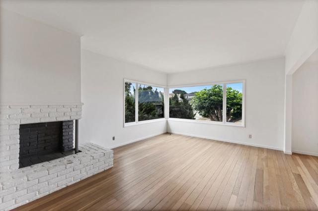 14 Wilshire Court, Daly City CA: https://media.crmls.org/mediaz/162aa7ad-23da-4e4e-be5f-bae55fcb8cef.jpg