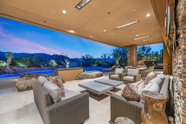 50741 Desert Arroyo Trail, Indian Wells CA: https://media.crmls.org/mediaz/162ad4d3-850f-4277-b70a-a5c24cdd5c53.jpg