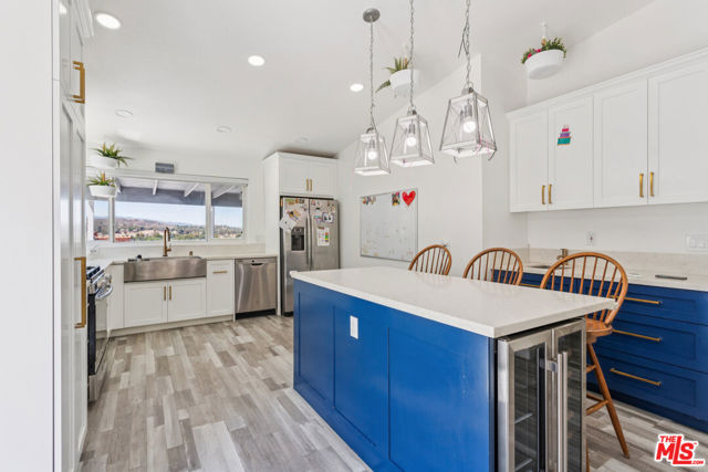 18834 Wellhaven Street, Canyon Country CA: https://media.crmls.org/mediaz/162b76fb-ca0e-404b-a0d2-0e40ada8dc25.jpg