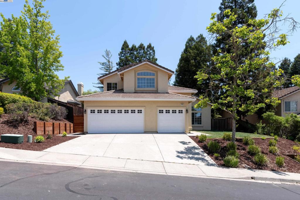 3846 Sheffield Cir