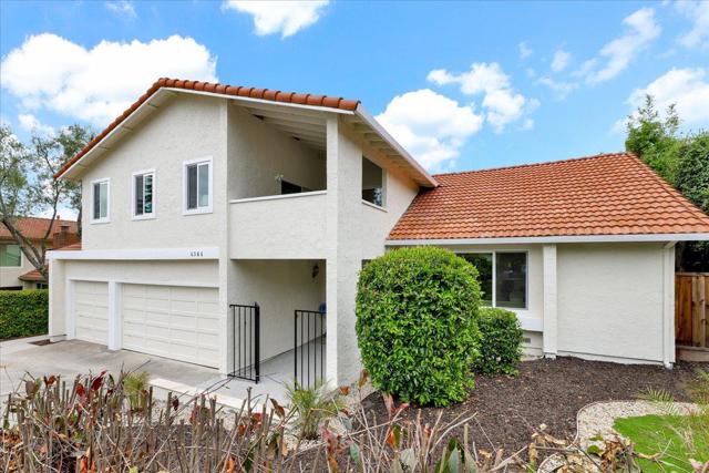 6586 Woodcliff Court, San Jose CA: https://media.crmls.org/mediaz/162bad84-16fc-4c93-98a9-a506bfc77dd1.jpg