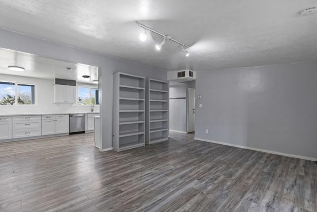 7517 Alaba Avenue, Yucca Valley CA: https://media.crmls.org/mediaz/162ecb24-114f-4256-8f2e-9ad733db1227.jpg