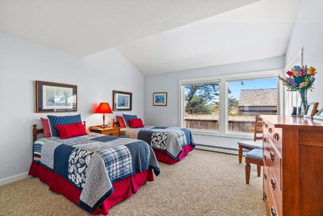 338 Monterey Dunes Way, Moss Landing CA: https://media.crmls.org/mediaz/162ee1bf-a4b5-448e-a422-12f96521238b.jpg