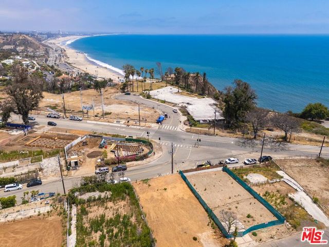 17034 Livorno Drive photo 4