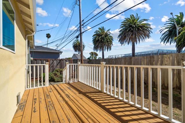 719 Circle Court, South San Francisco CA: https://media.crmls.org/mediaz/16303f36-8d5d-41d8-b4da-71ccbdd739ba.jpg