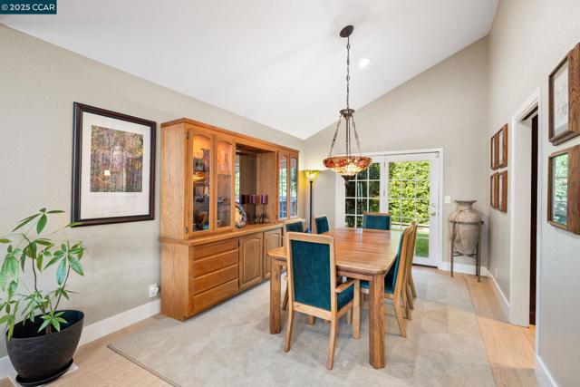 11878 W Vomac Rd, Dublin CA: https://media.crmls.org/mediaz/1631185d-05de-4aad-9d2b-b61108d4e3be.jpg