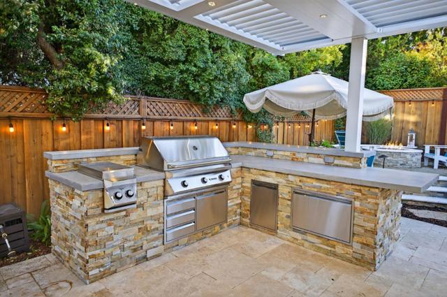 6575 Jeremie Drive, San Jose CA: https://media.crmls.org/mediaz/16314ea1-a50e-4060-9218-169af38cdd10.jpg