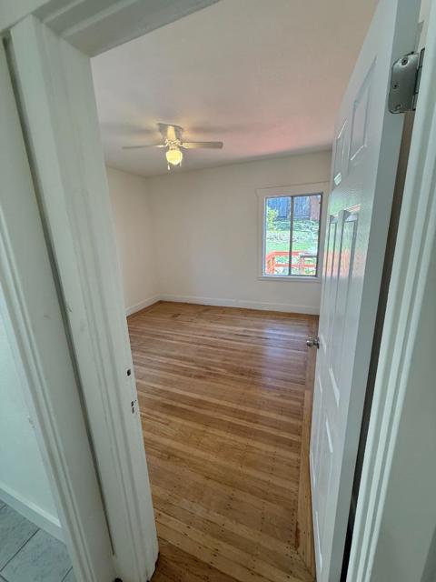 3050 22nd Avenue, Oakland CA: https://media.crmls.org/mediaz/16328130-53d2-4e6a-b7c1-941f19f295b7.jpg