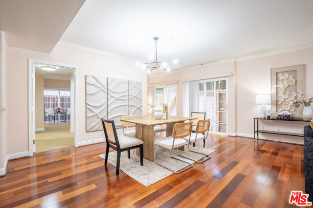616 S Wilton Place, Los Angeles CA: https://media.crmls.org/mediaz/163299fd-a560-4362-961d-cb7c28daccd5.jpg