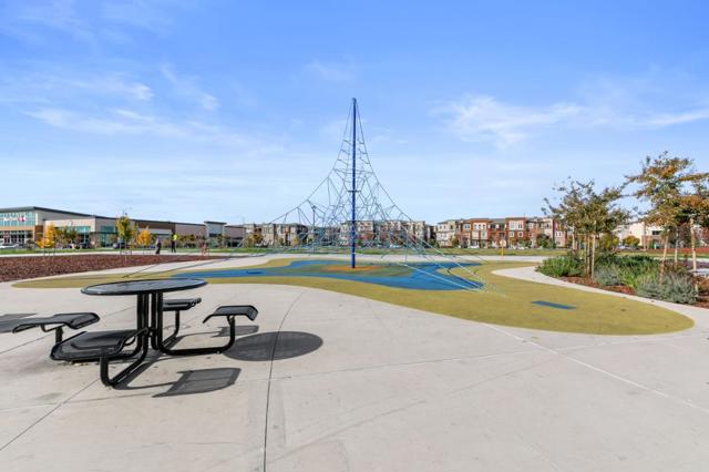 1038 Giacomo Lane, San Jose CA: https://media.crmls.org/mediaz/16339015-98d9-4e3e-accf-0cd26a389019.jpg