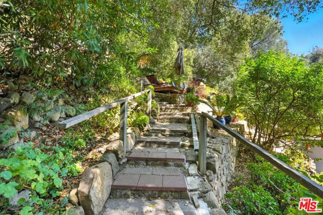 774 Old Topanga Canyon Road photo 56