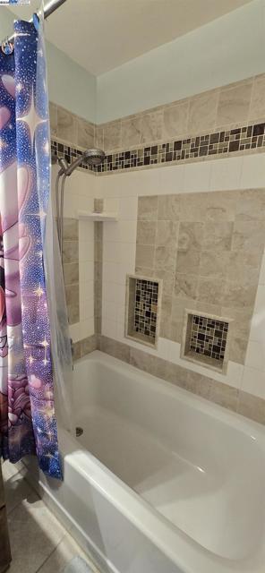 1661 Minnesota St, Fairfield CA: https://media.crmls.org/mediaz/16353854-cc43-400d-bc4a-df5d3a3d643a.jpg