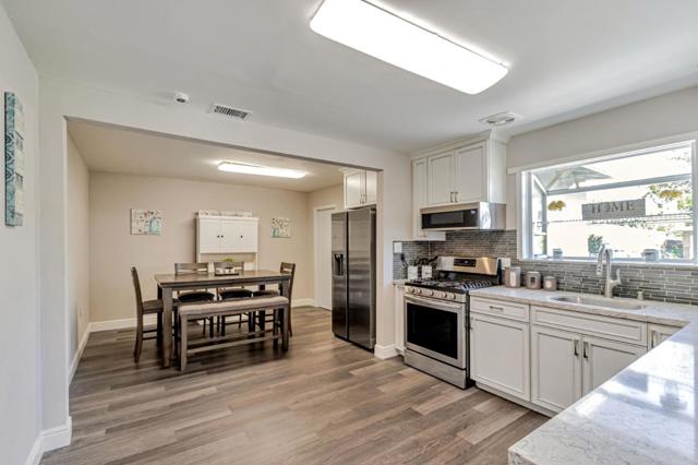 2592 Amethyst Drive, Santa Clara CA: https://media.crmls.org/mediaz/163558dd-855f-460a-a607-906d0a108361.jpg