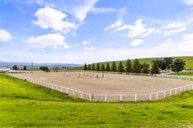 6033 Dagnino Road, Livermore CA: https://media.crmls.org/mediaz/1636ae3e-9668-489a-a44e-ab0515c95901.jpg