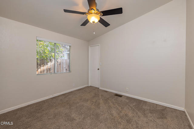 Detail Gallery Image 13 of 18 For 137 Apricot St, Oak View,  CA 93022 - 3 Beds | 2 Baths