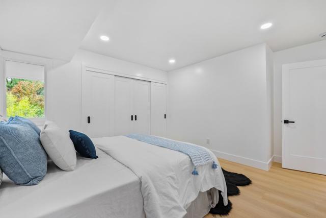 3 Harran Circle, Orinda CA: https://media.crmls.org/mediaz/1637a4f3-4f78-4dce-91e3-bf8496242470.jpg