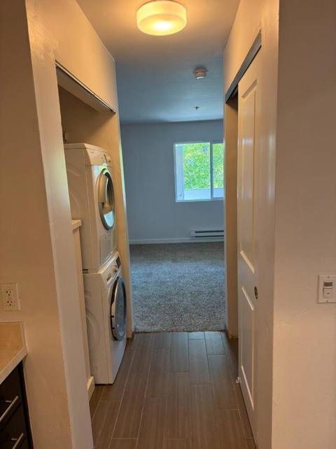 6400 Christie Avenue, Emeryville CA: https://media.crmls.org/mediaz/163815f9-6c42-48da-bb3b-a5667a44b2ca.jpg