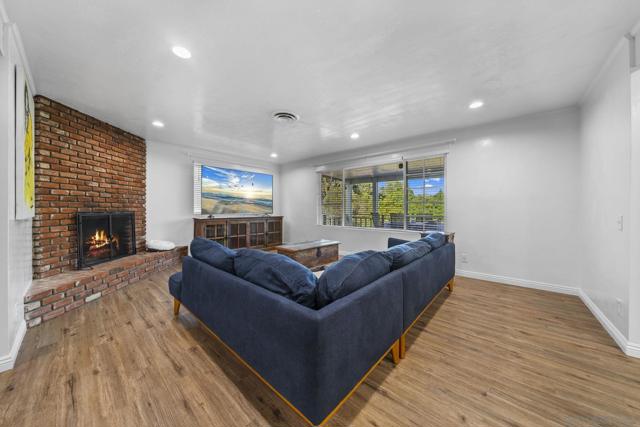 1780 Grove Rd, El Cajon CA: https://media.crmls.org/mediaz/163821ac-5100-44f2-8b7b-06b79330dae5.jpg