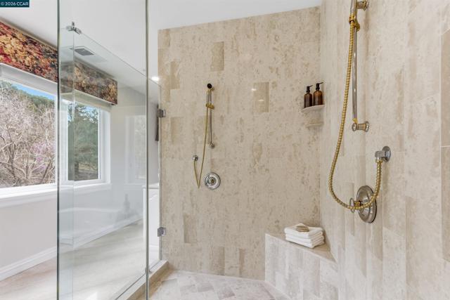 Image 38 of 53 For 2981 Grapevine Ter