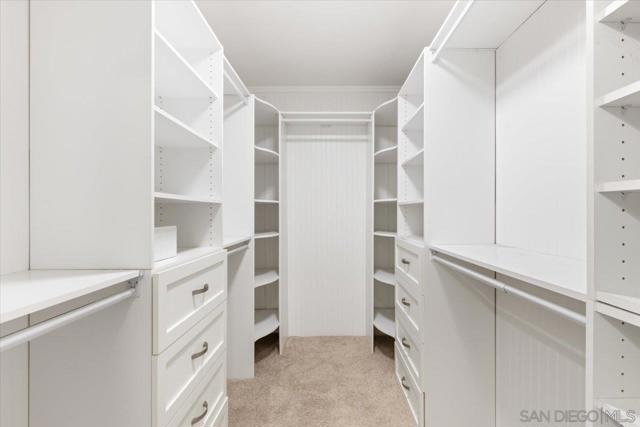 5865 Snowbond Ct, San Diego CA: https://media.crmls.org/mediaz/16388258-de90-488e-9b50-33fc141f1806.jpg