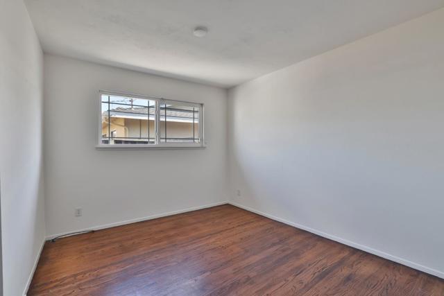 5847 Blossom Avenue, San Jose CA: https://media.crmls.org/mediaz/163ae4a3-4dff-42f3-8dbf-272425006510.jpg
