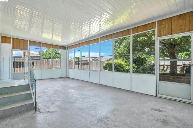 Image 26 of 40 For 120 Hillcrest Ave