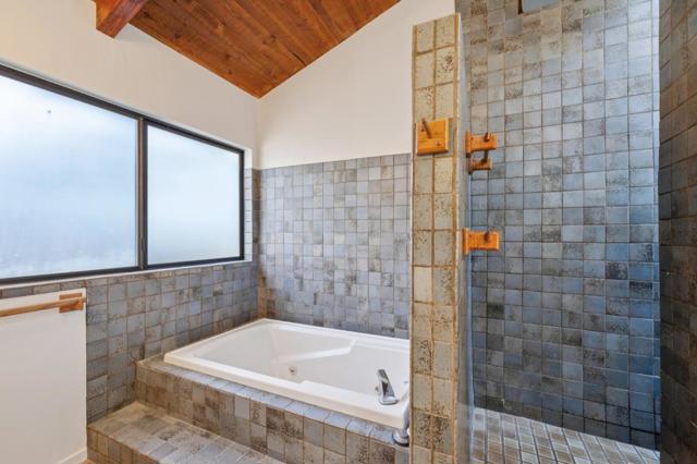 754 Vasques Drive, Half Moon Bay CA: https://media.crmls.org/mediaz/163d2445-1443-48a2-90a0-57f4a02c0eed.jpg