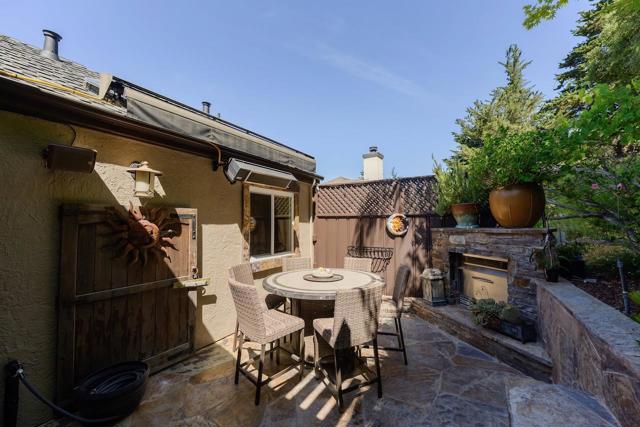 307 Sidesaddle Circle, Scotts Valley CA: https://media.crmls.org/mediaz/163d9d9b-8175-4367-b28c-826bbecbecdb.jpg