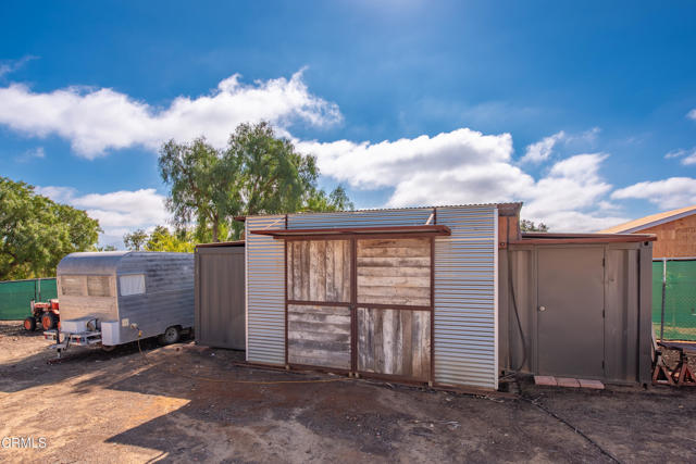 34 Vientos Road, Camarillo CA: https://media.crmls.org/mediaz/163ed4fe-4588-49fe-96da-2dd70ffb96be.jpg