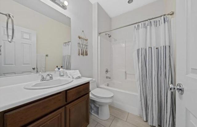 77315 Colorado Street, Palm Desert CA: https://media.crmls.org/mediaz/163fe6e6-06b8-4813-acf9-4a6de7868d21.jpg