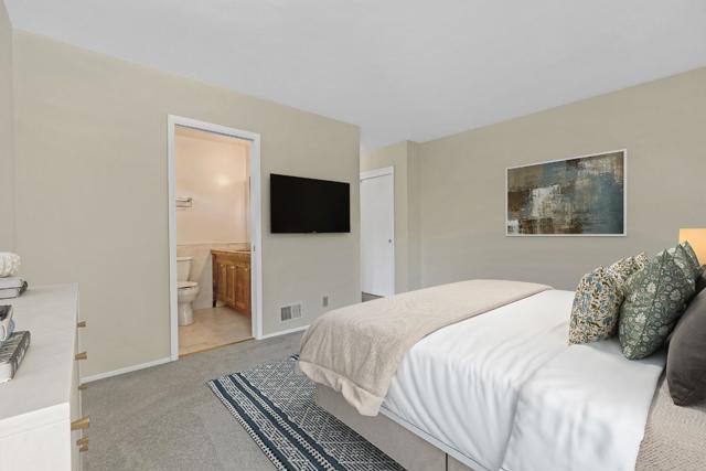 10 Banff Way, Pacifica CA: https://media.crmls.org/mediaz/16403e44-169b-407a-8963-fbb29c839053.jpg