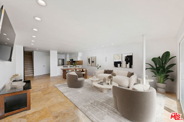 20438 Pacific Coast Highway, Malibu CA: https://media.crmls.org/mediaz/16404a06-48fa-41c5-9322-92cc090e0494.jpg