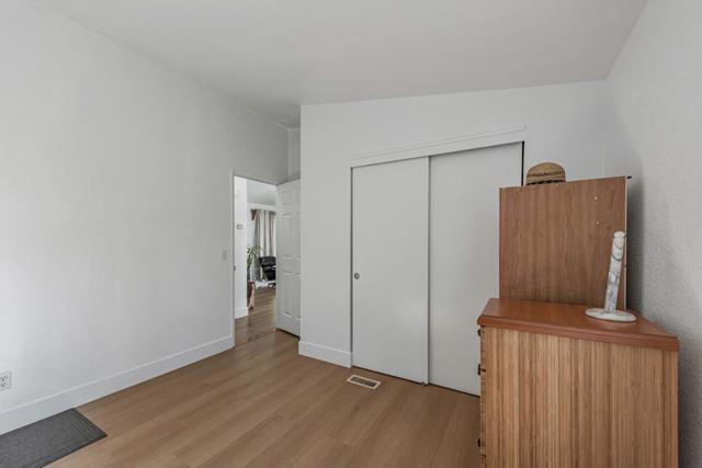 27950 Lancelot Court, Hayward CA: https://media.crmls.org/mediaz/1640f168-592a-4521-8ced-c87cf4b36fc7.jpg