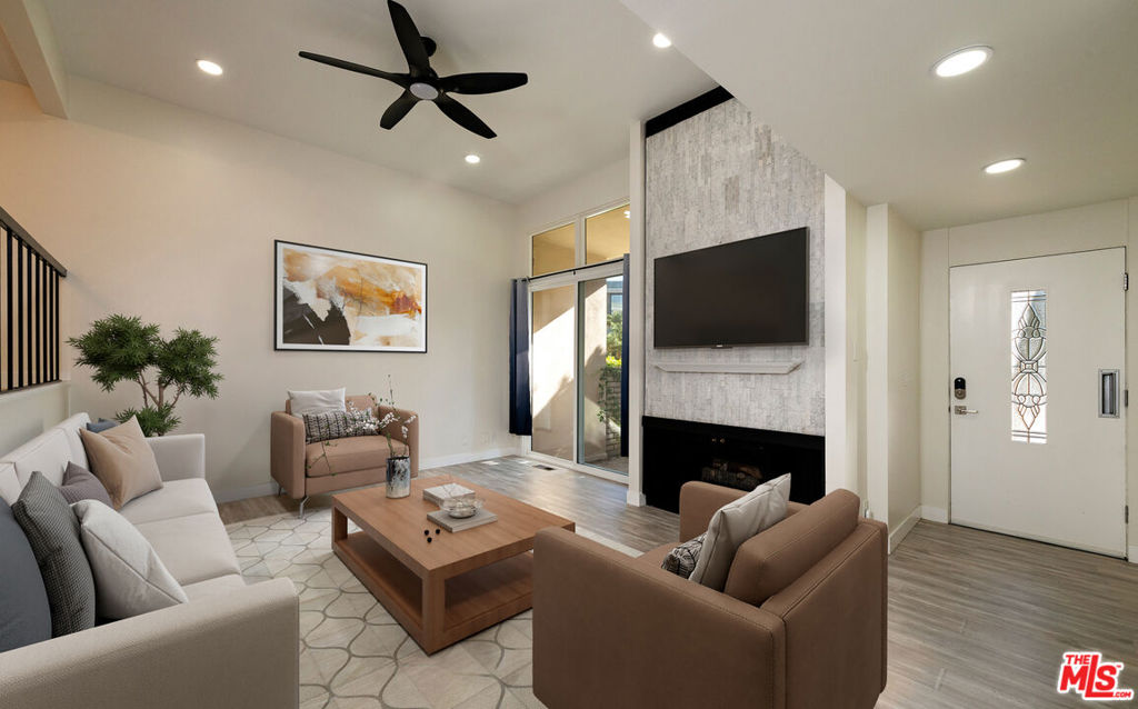 13206 Admiral Avenue #F