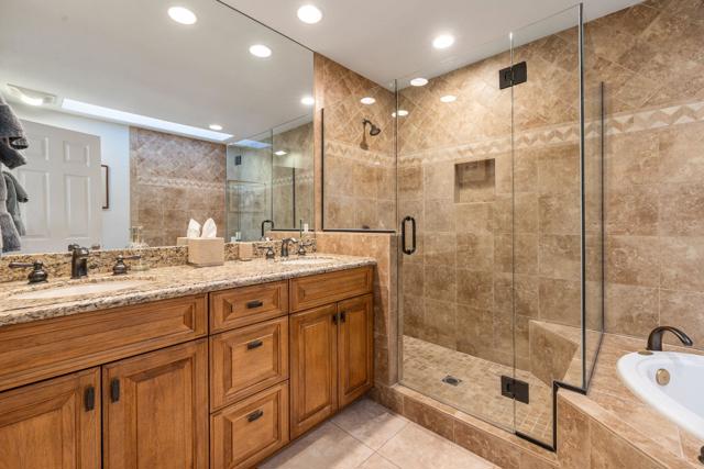 Image 27 of 48 For 352 Villena Way