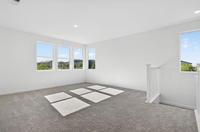 6012 Big Sky Drive, Fairfield CA: https://media.crmls.org/mediaz/1642970c-debc-4726-9b19-6f8202cd7c9d.jpg