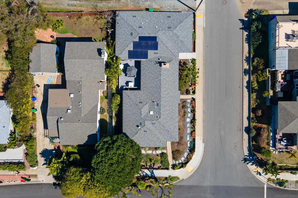 MLS #250036423SD img 2