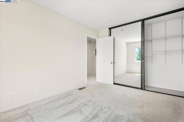 4848 Nadine Ct, Union City CA: https://media.crmls.org/mediaz/16439cd8-38f7-4c4e-b0c9-0ff0fc4b4032.jpg