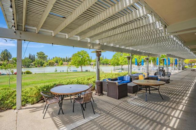 3090 Woods Circle, Davis CA: https://media.crmls.org/mediaz/1643c7c5-7037-4432-a7e9-9a1ad062dccb.jpg