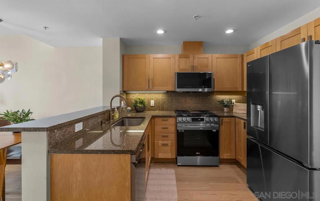 475 Redwood St - photo 12