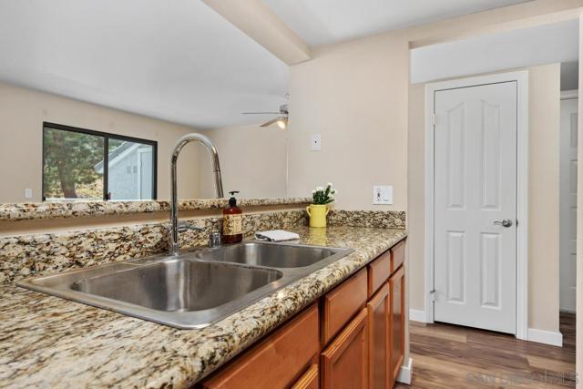 15048 Avenida Venusto, San Diego CA: https://media.crmls.org/mediaz/1644c674-8cc5-4b1c-b163-b7f7cdb55d3e.jpg