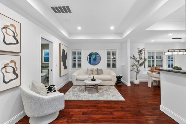 543 Toft Street, Mountain View CA: https://media.crmls.org/mediaz/1645949c-0800-4d55-acbc-4c1ac3262c17.jpg