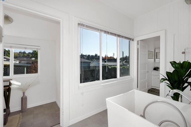 1781 B St, Hayward CA: https://media.crmls.org/mediaz/1645daee-99c7-476b-bc38-72487db5aa17.jpg