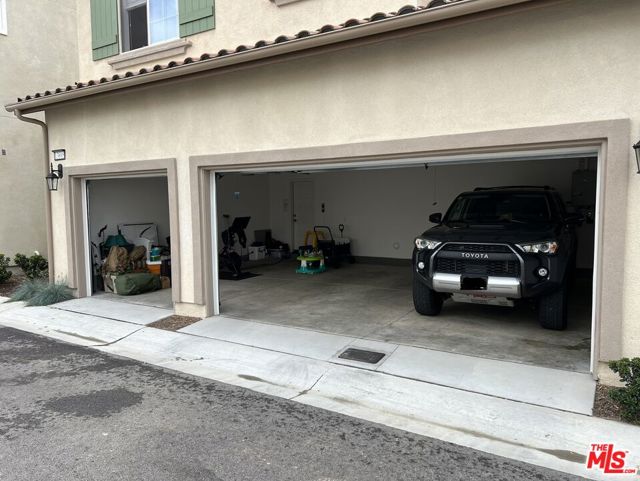 Large 3 Car Garage