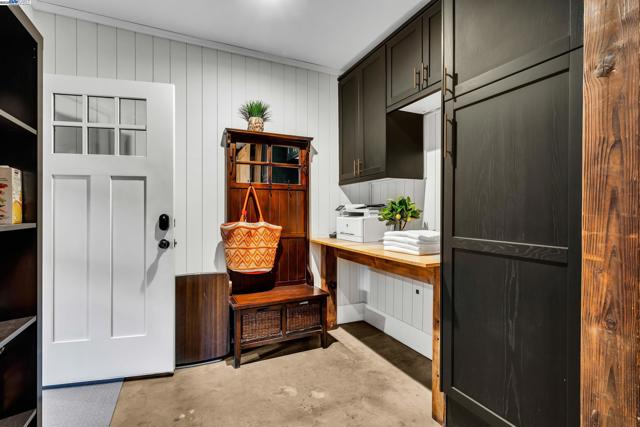 786 Bonita Ave, Pleasanton CA: https://media.crmls.org/mediaz/16479d6e-6e4f-4a41-a89a-c72ca575da32.jpg