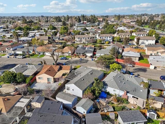 28250 Pacific Street, Hayward CA: https://media.crmls.org/mediaz/1647d69d-03b0-46b4-a044-2a1af4ef5535.jpg
